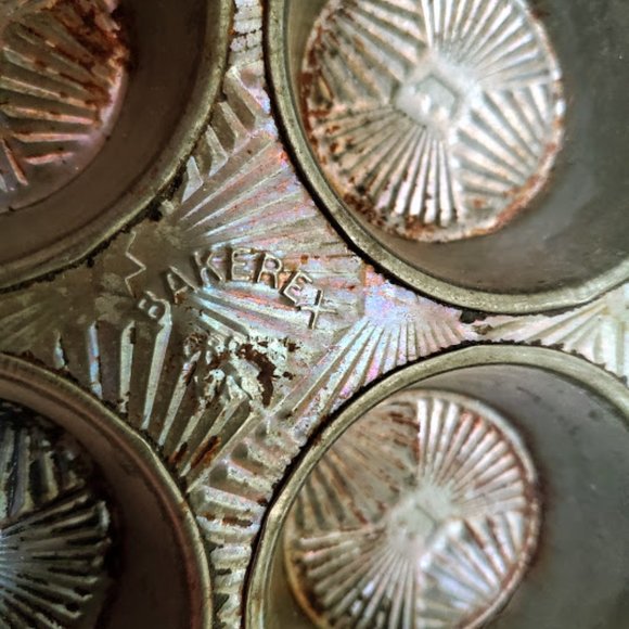 Rare Vintage BAKEREX Crown Ware 8 cup Muffin Tin - Picture 5 of 8